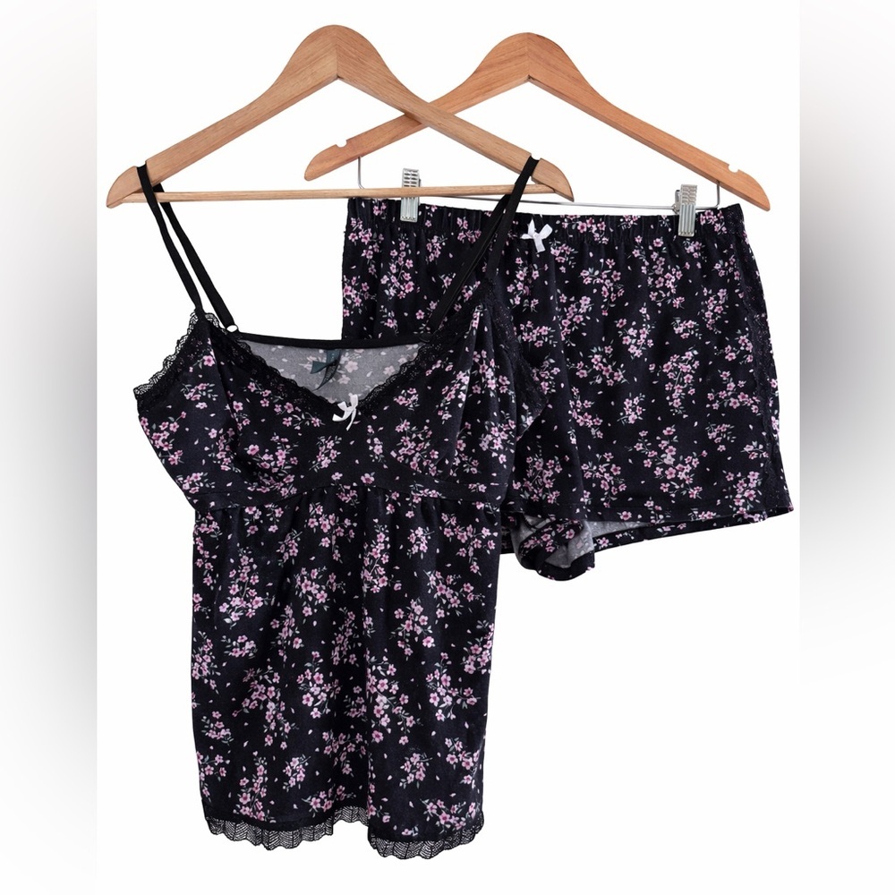 Laura Ashley Floral Cami and Shorts Pajama Set Black Pink Lace